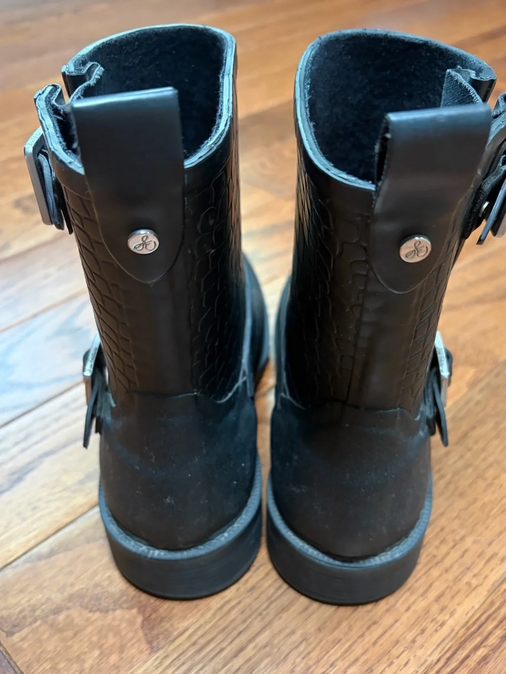 Sam Edelman Black Croc-Embossed Short Rain Boots with Buckles Size 7